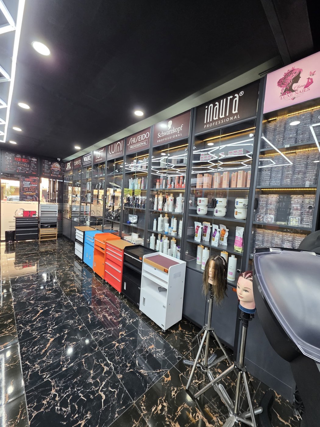 Interior toko BHC Supplier